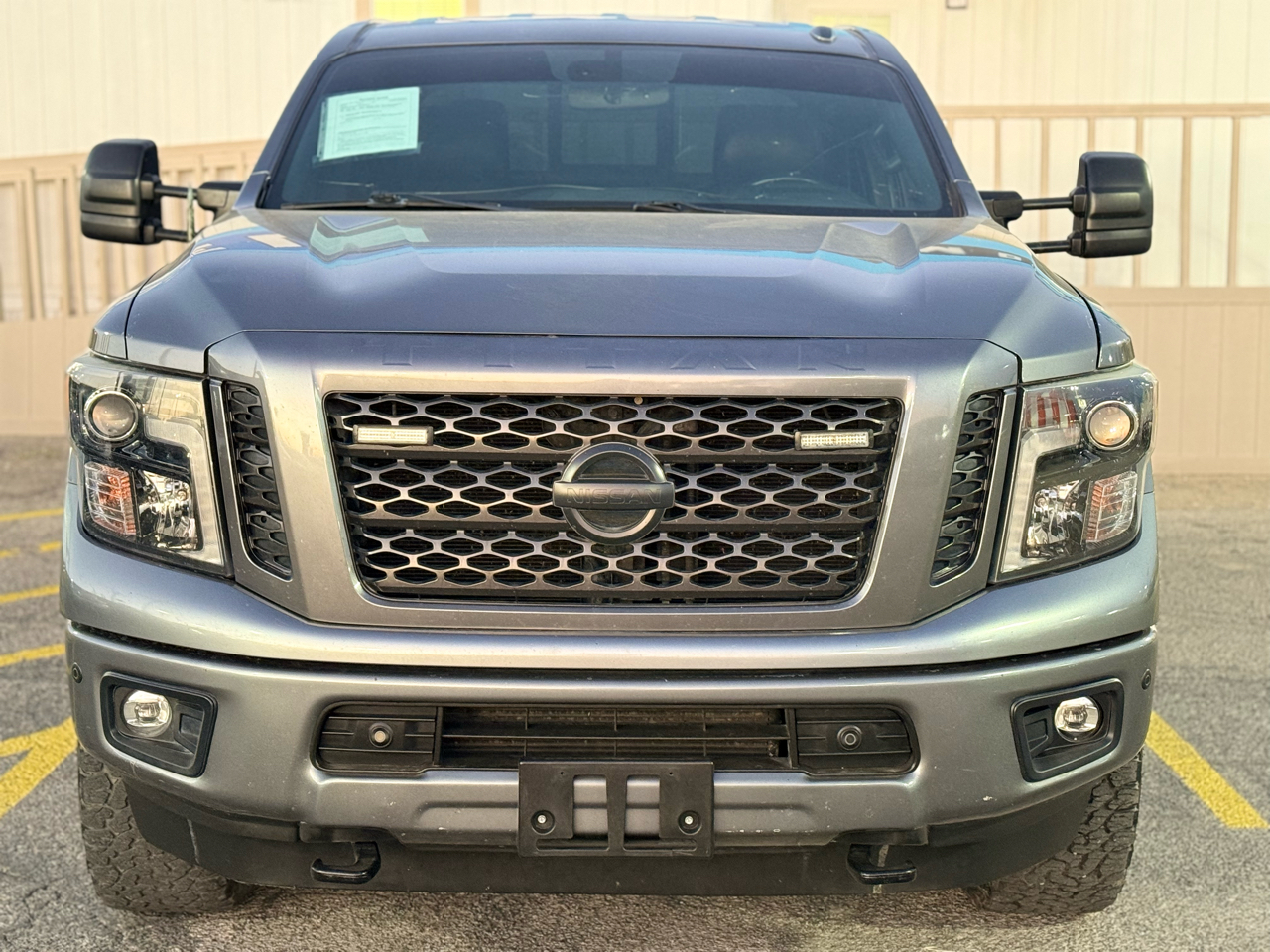 Nissan Titan XD SL Crew Cab 4WD Diesel 2019