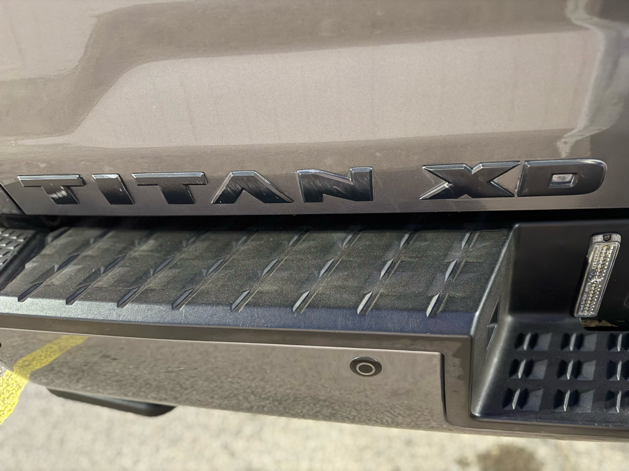 Nissan Titan XD SL Crew Cab 4WD Diesel 2019