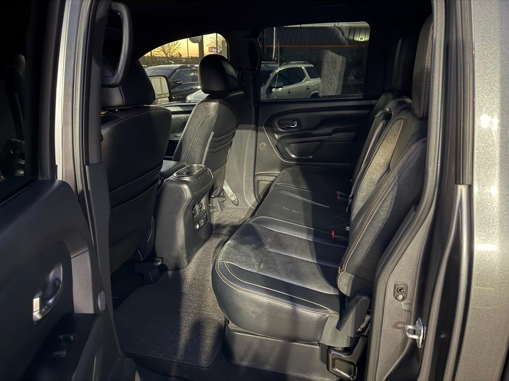 Nissan Titan XD  2019