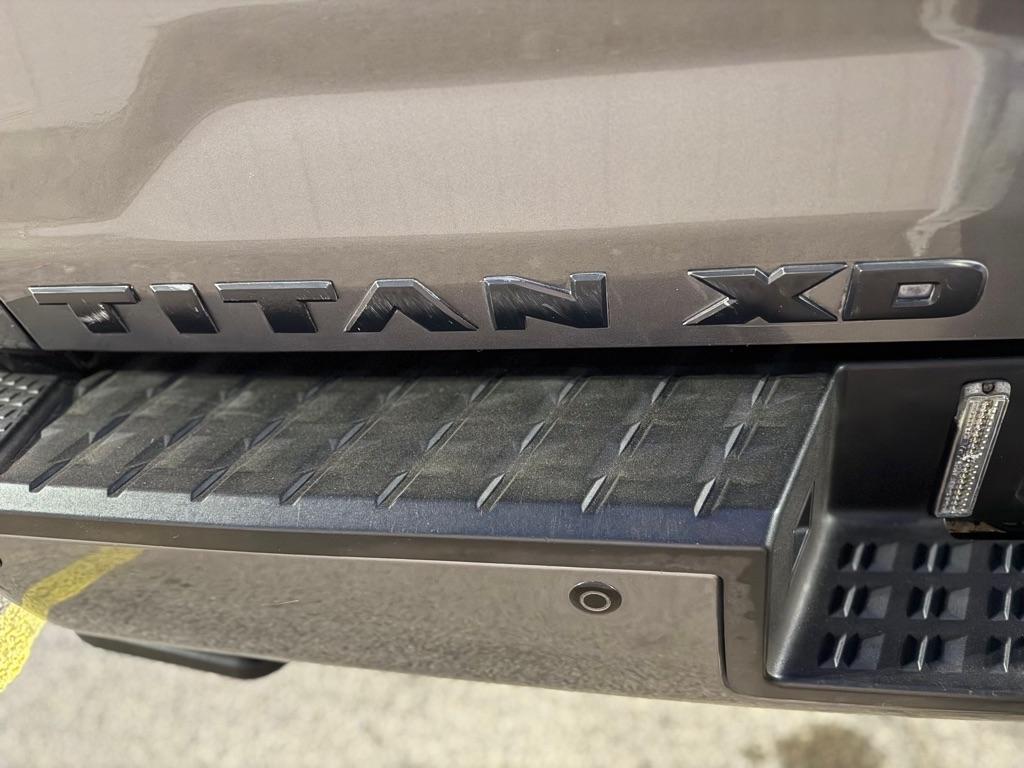 Nissan Titan XD  2019