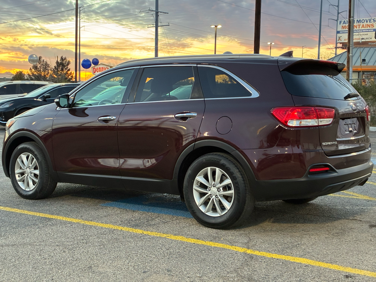 Kia Sorento FWD 4dr 2.4L L 2017