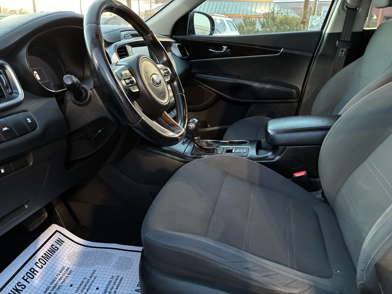 Kia Sorento FWD 4dr 2.4L L 2017