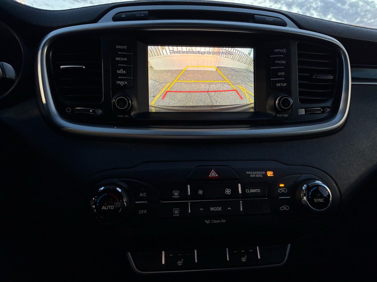 Kia Sorento FWD 4dr 2.4L L 2017