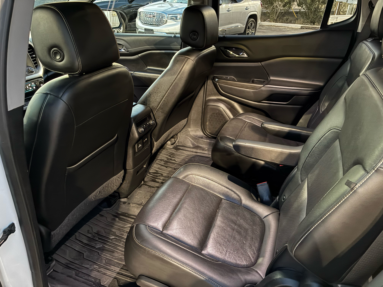 GMC Acadia AWD 4dr SLT 2020