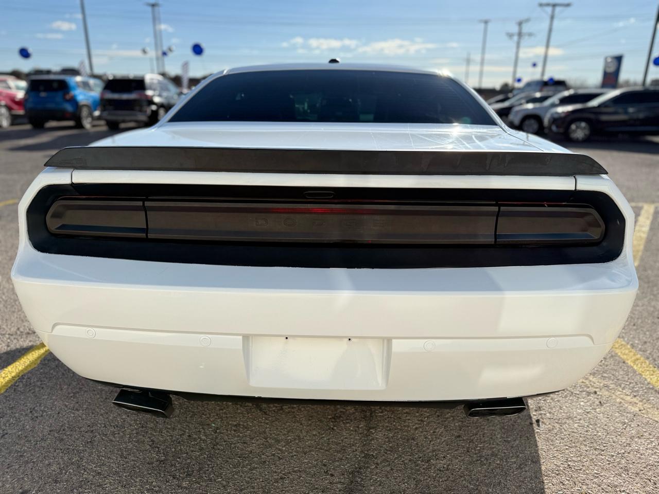 Dodge Challenger 2dr Cpe 2014