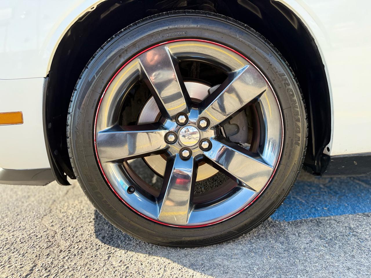 Dodge Challenger 2dr Cpe 2014