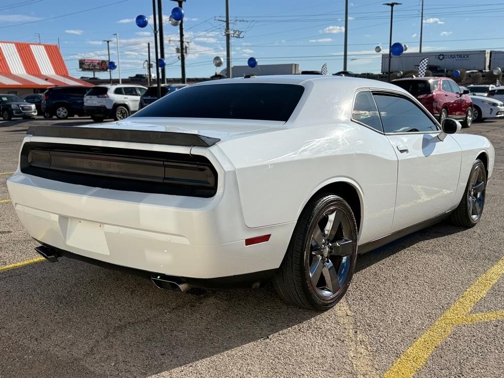 Dodge Challenger  2014