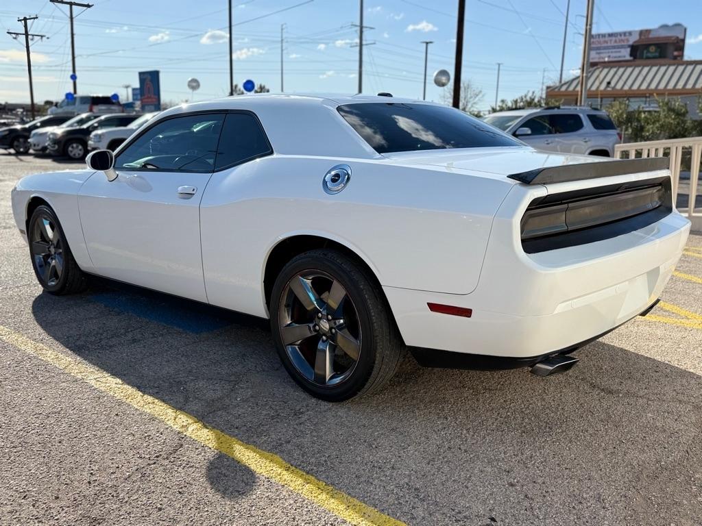 Dodge Challenger  2014