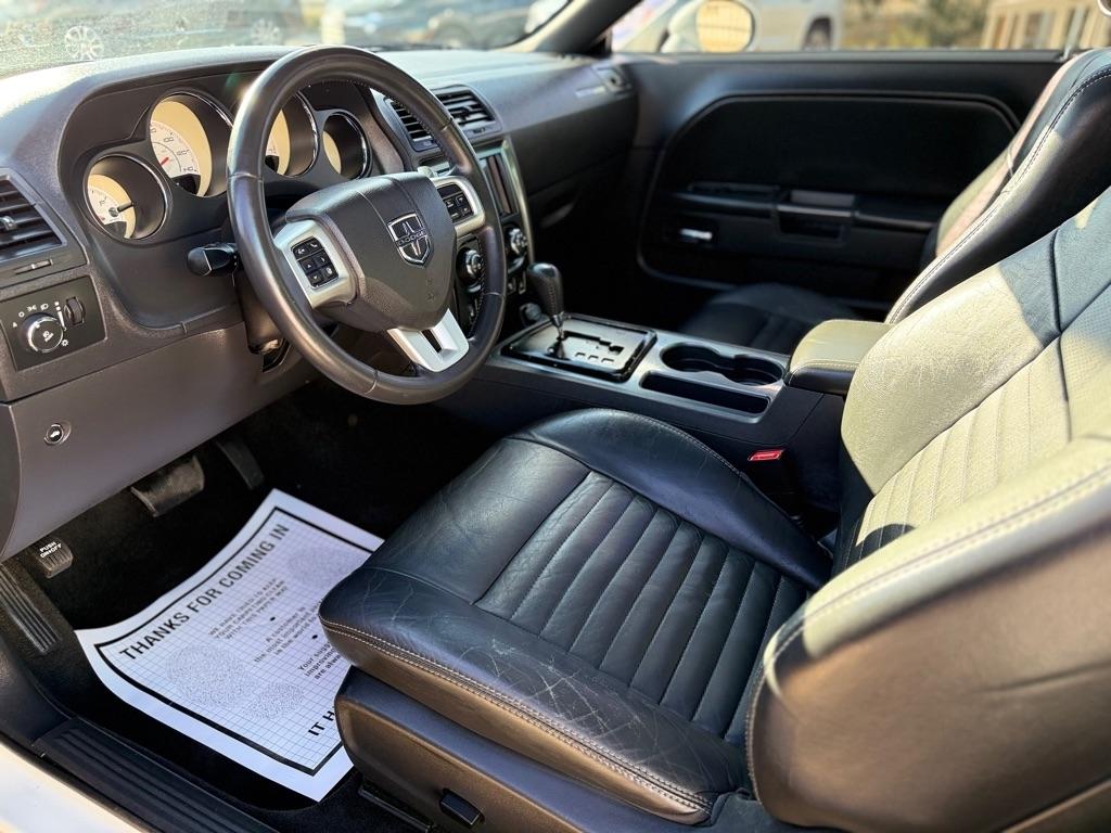 Dodge Challenger  2014