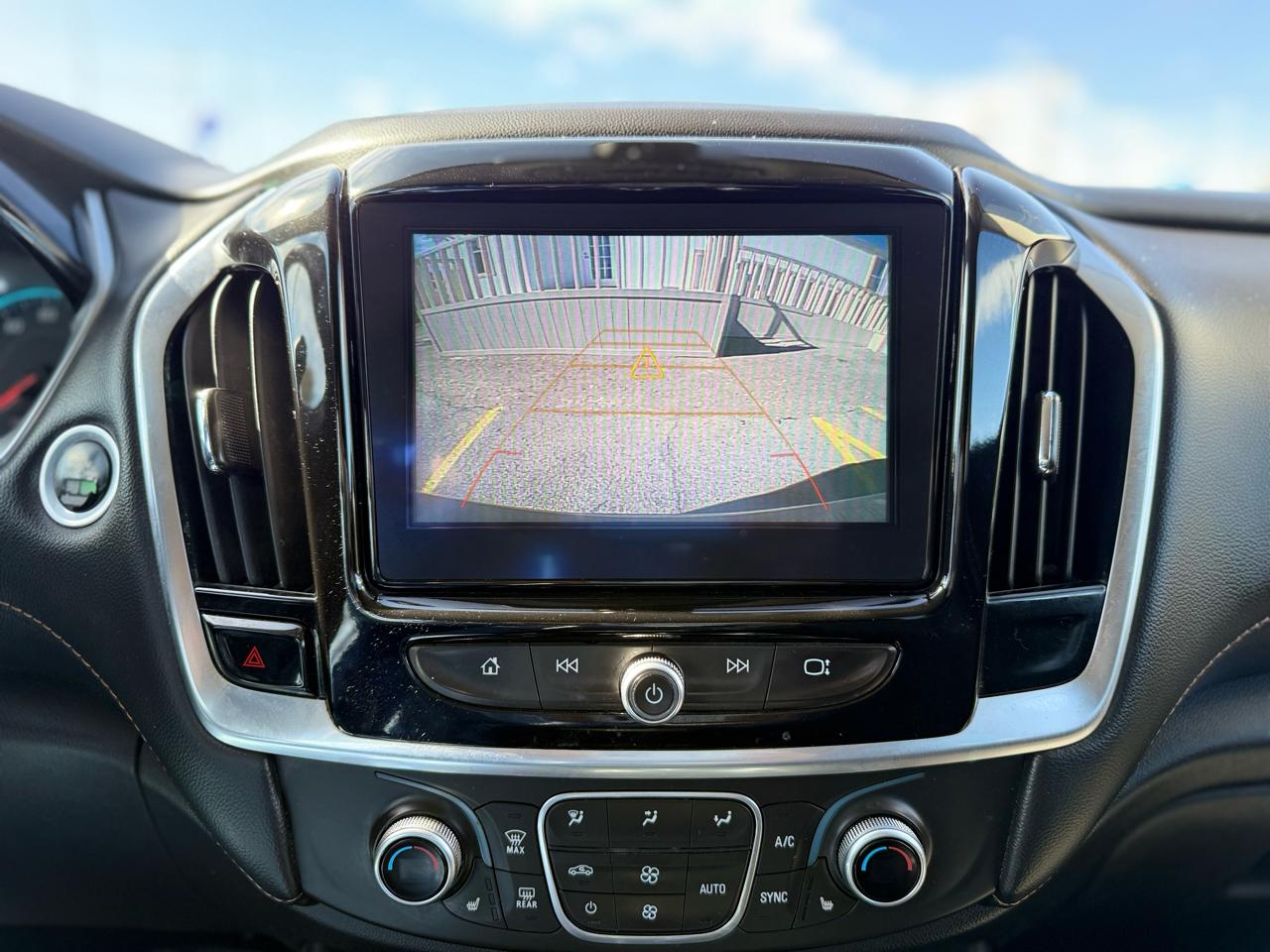 Chevrolet Traverse LT Cloth FWD 2018