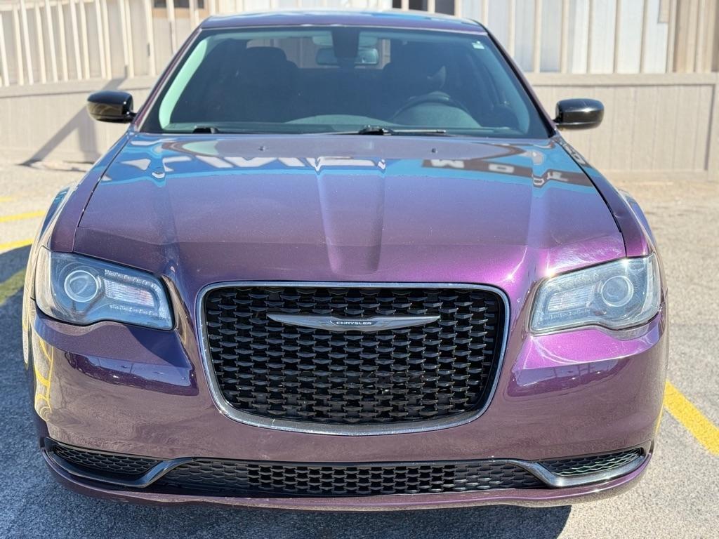 Chrysler 300  2020