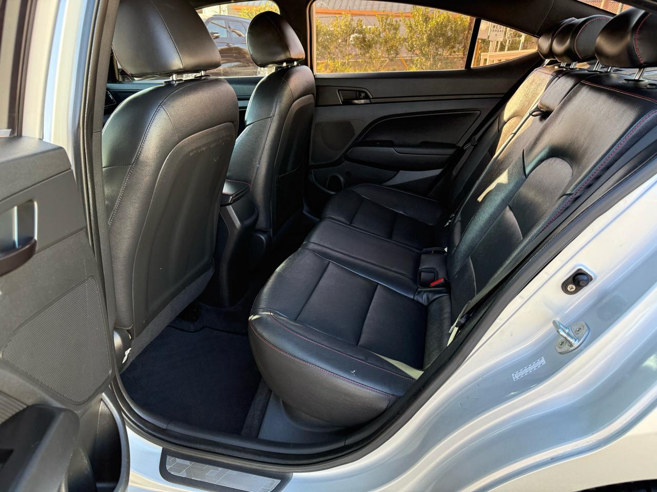 Hyundai Elantra 6AT 2018