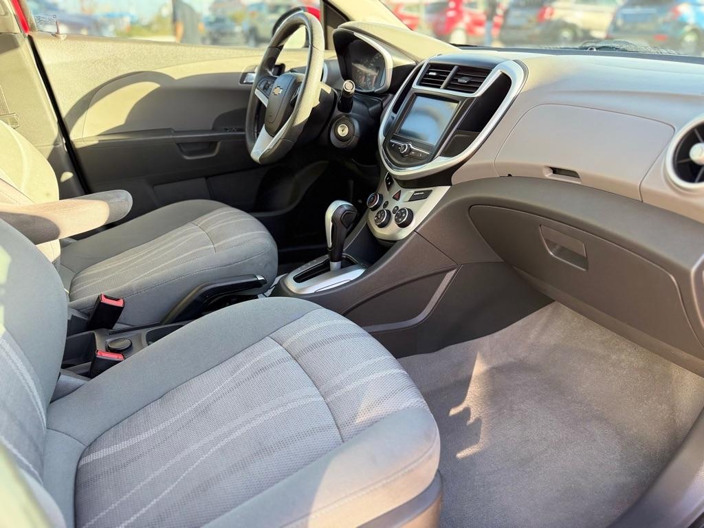 Chevrolet Sonic  2017