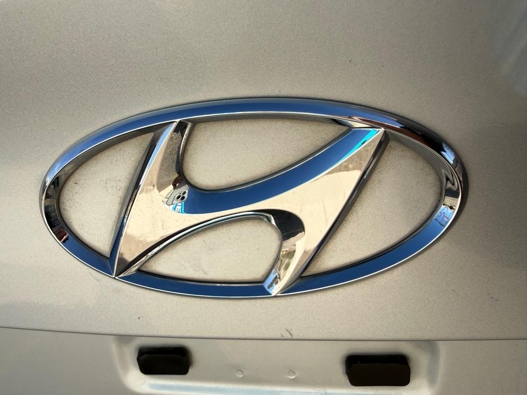 Hyundai Elantra  2018