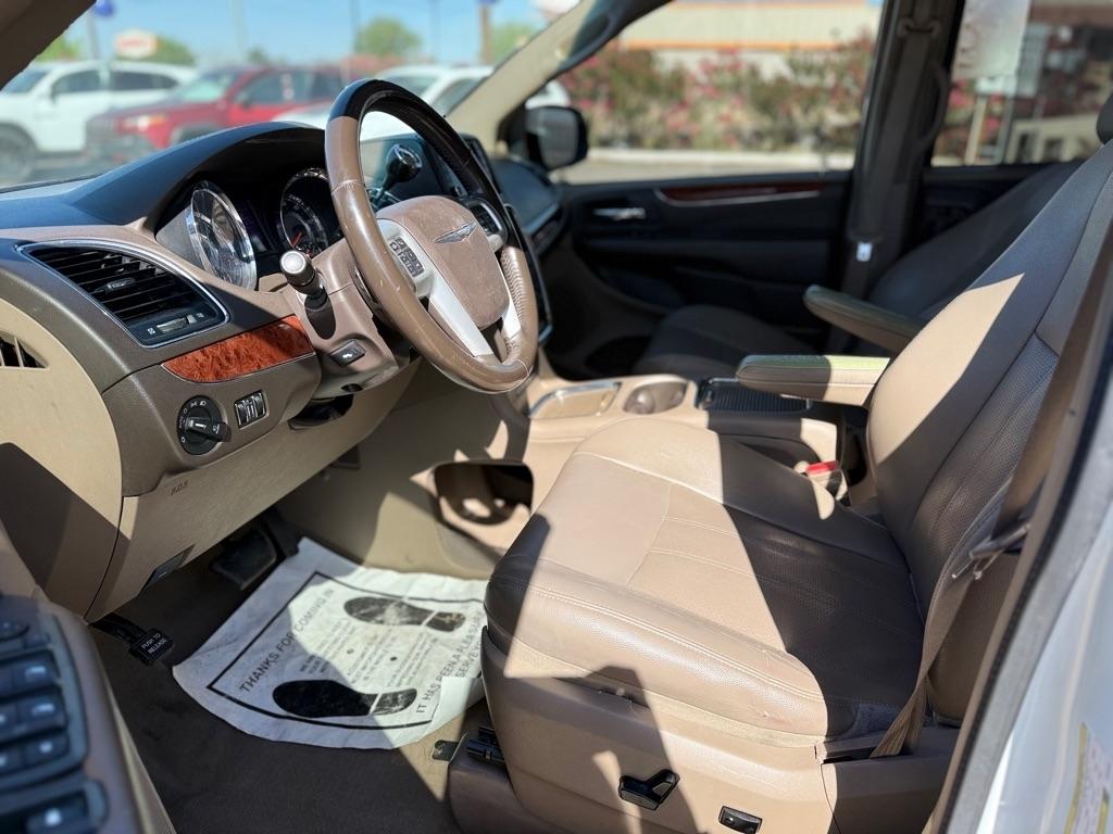 Chrysler Town & Country  2014