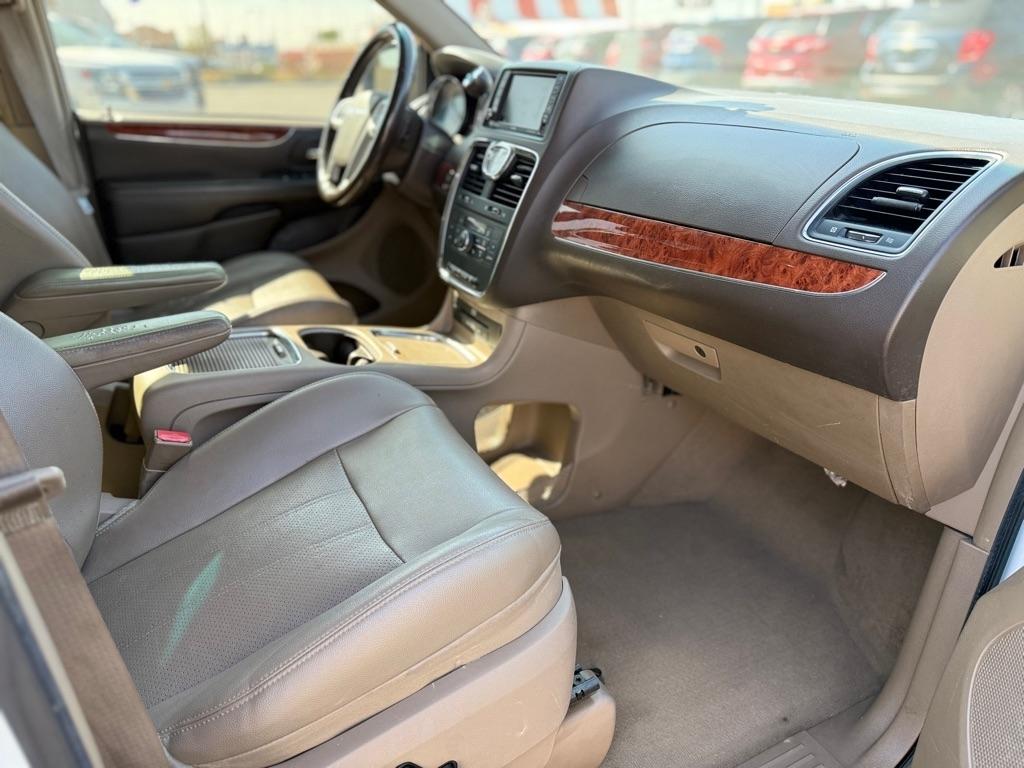 Chrysler Town & Country  2014