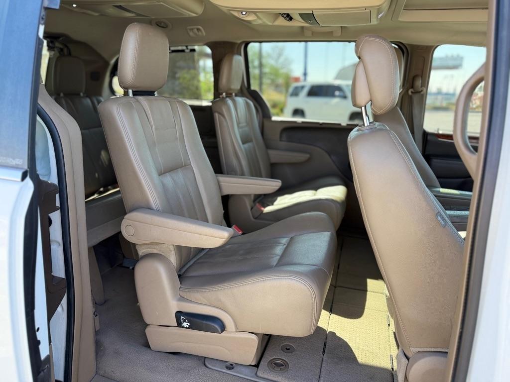 Chrysler Town & Country  2014
