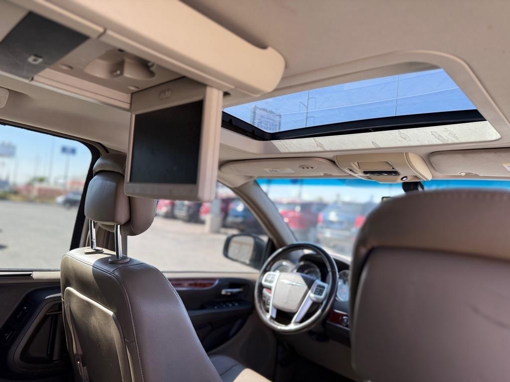 Chrysler Town & Country  2014