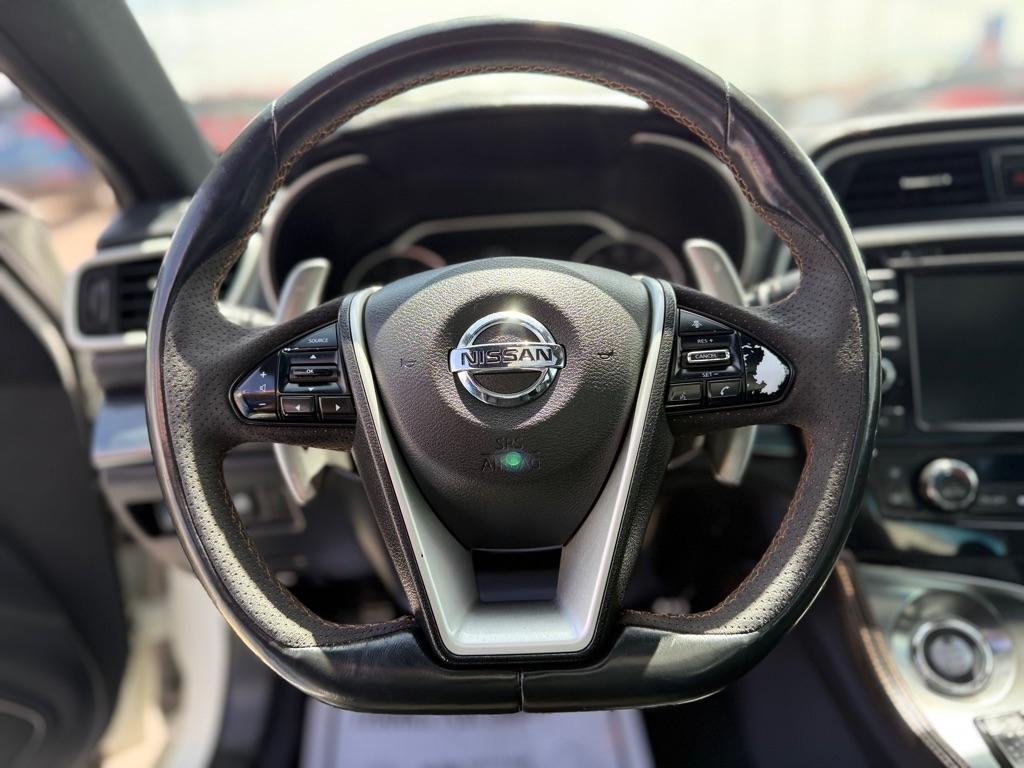 Nissan Maxima  2019