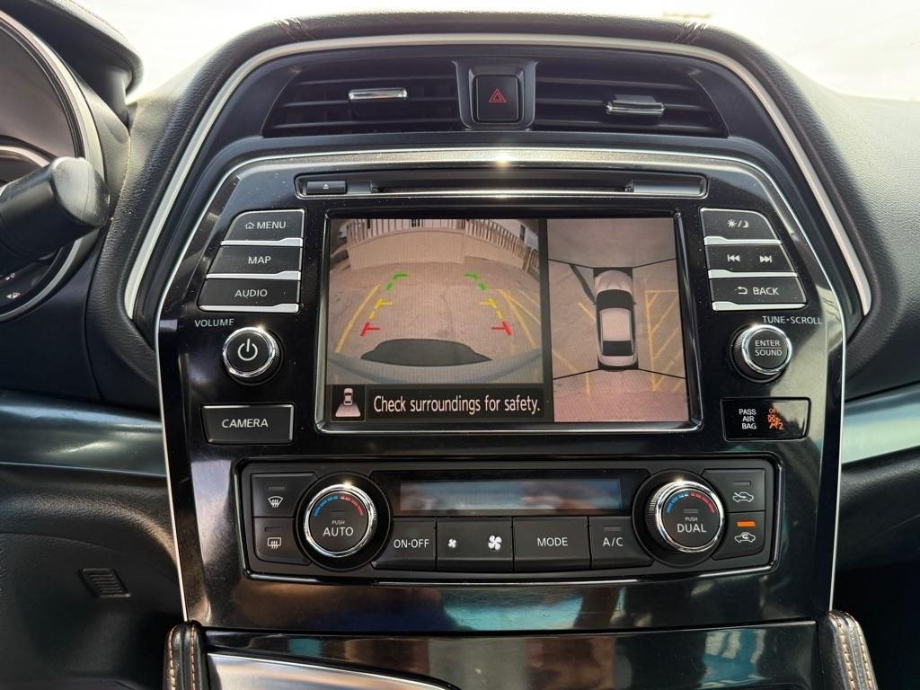 Nissan Maxima  2019