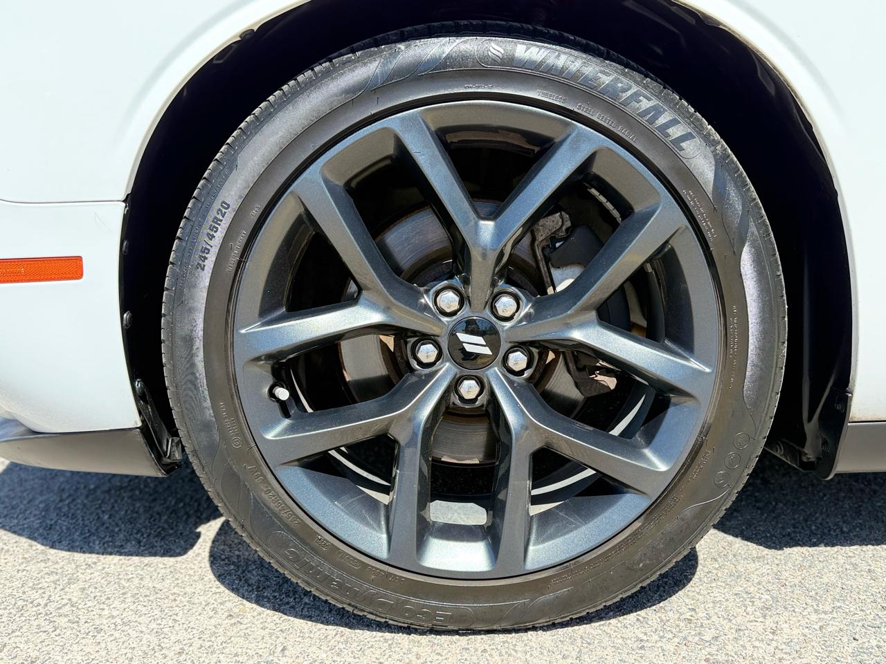 Dodge Challenger SXT Plus 2015