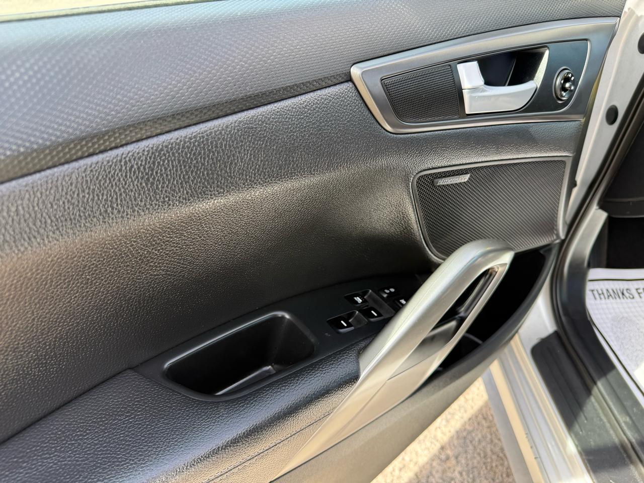 Hyundai Veloster Turbo 6MT 2016