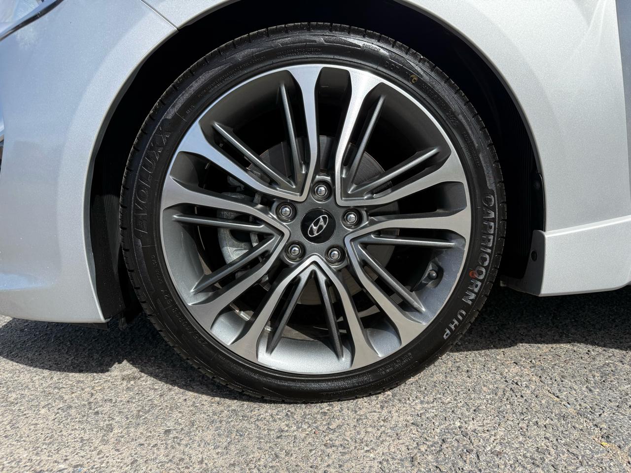 Hyundai Veloster Turbo 6MT 2016