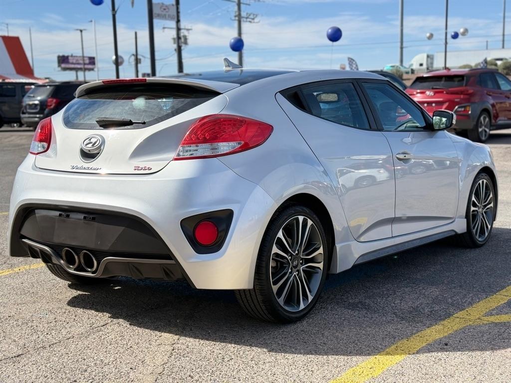 Hyundai Veloster  2016