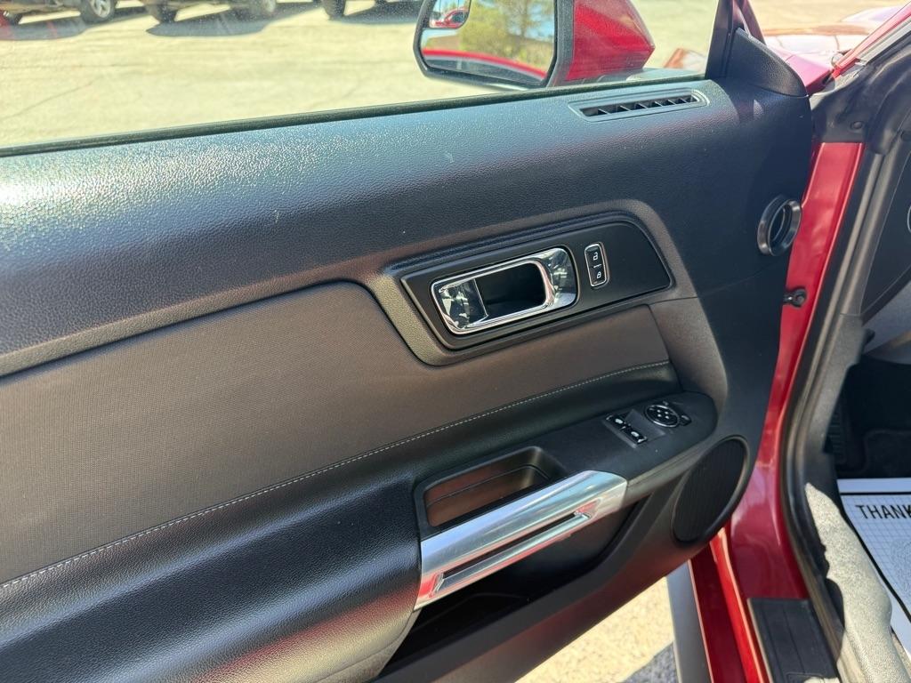 Ford Mustang  2016