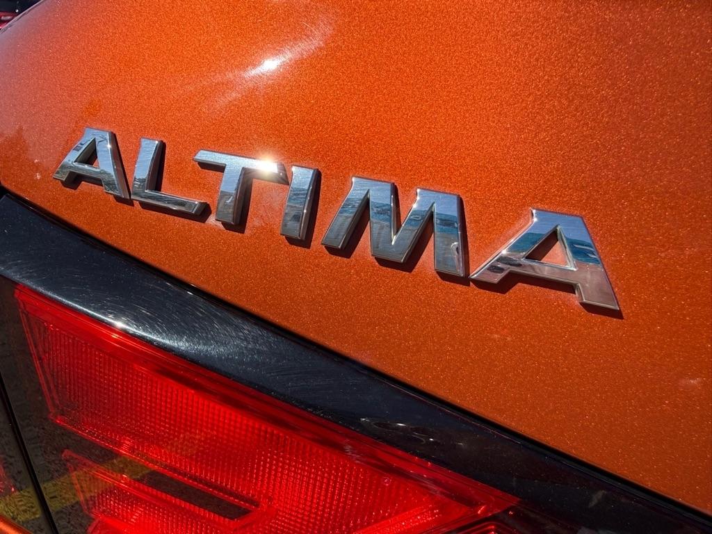 Nissan Altima  2019
