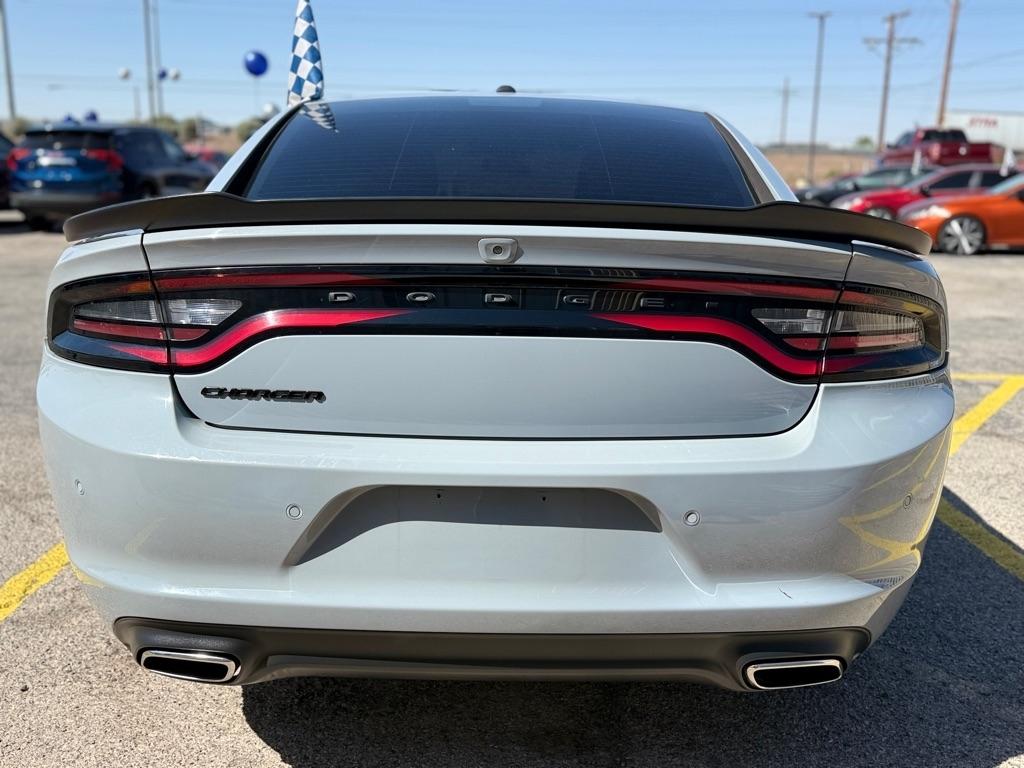 Dodge Charger  2021