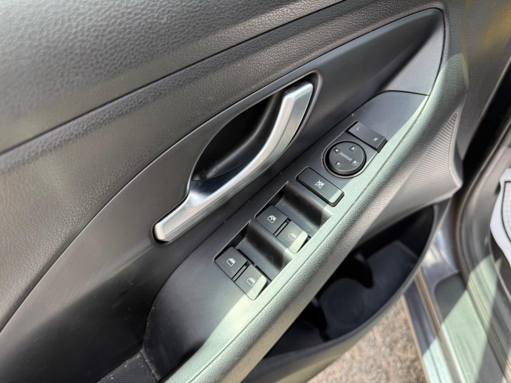 Hyundai Elantra GT  2018