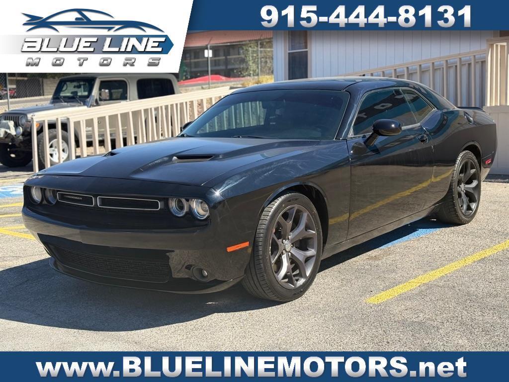 2015 Dodge Challenger SXT Plus's photo
