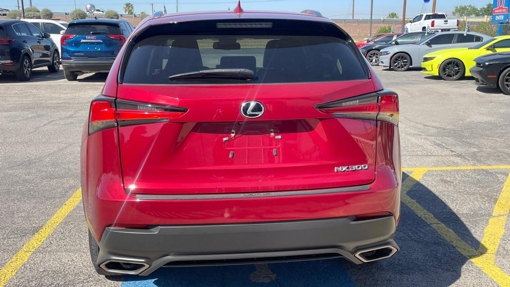 Lexus NX 300  2018