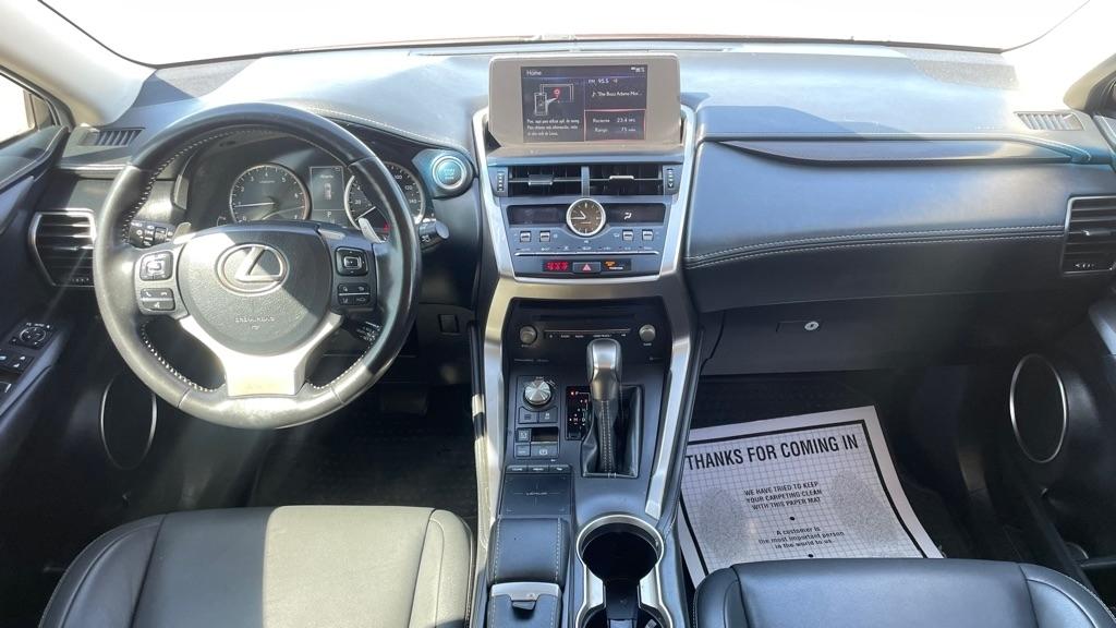 Lexus NX 300  2018