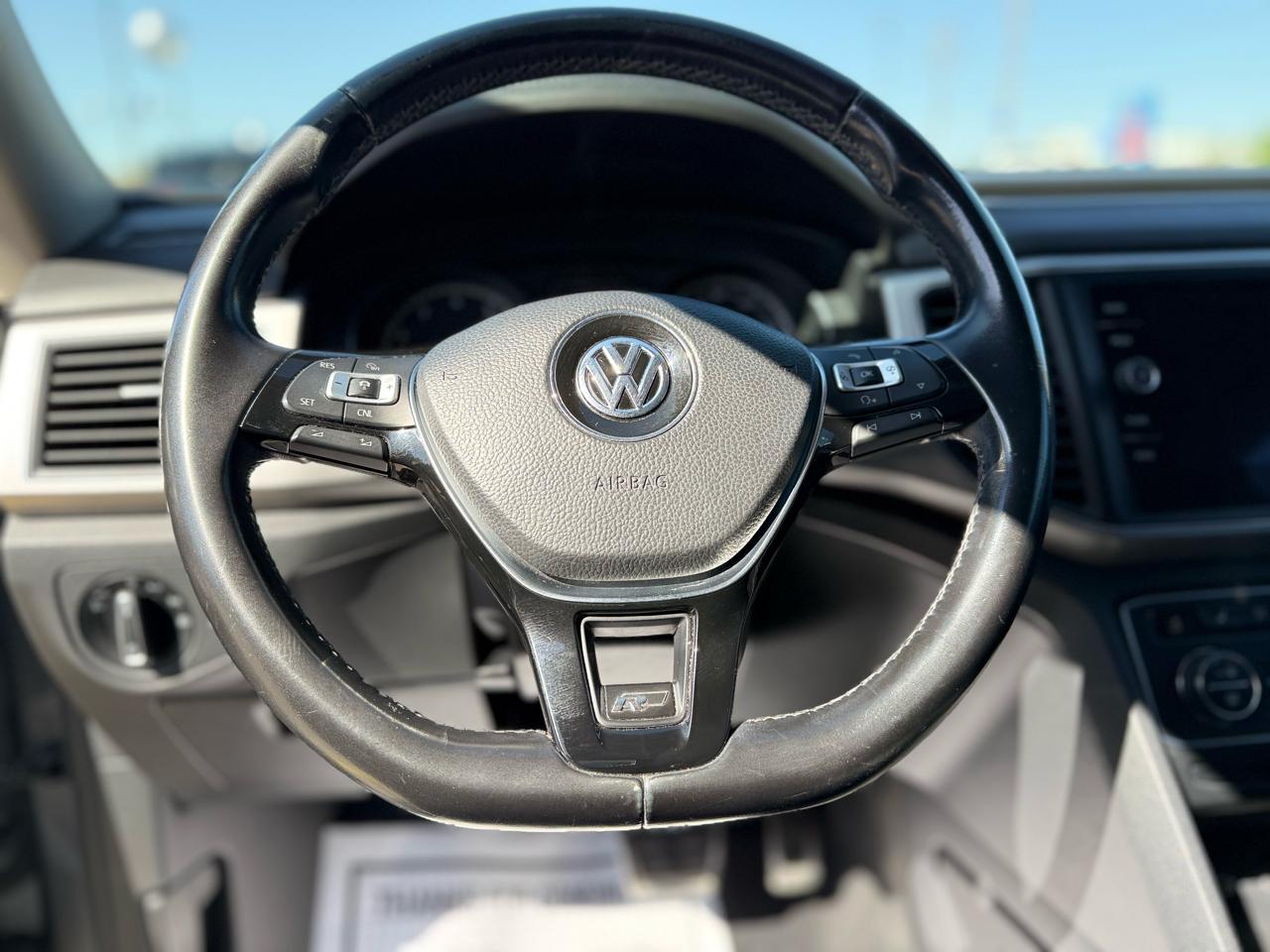 Volkswagen Atlas  2018