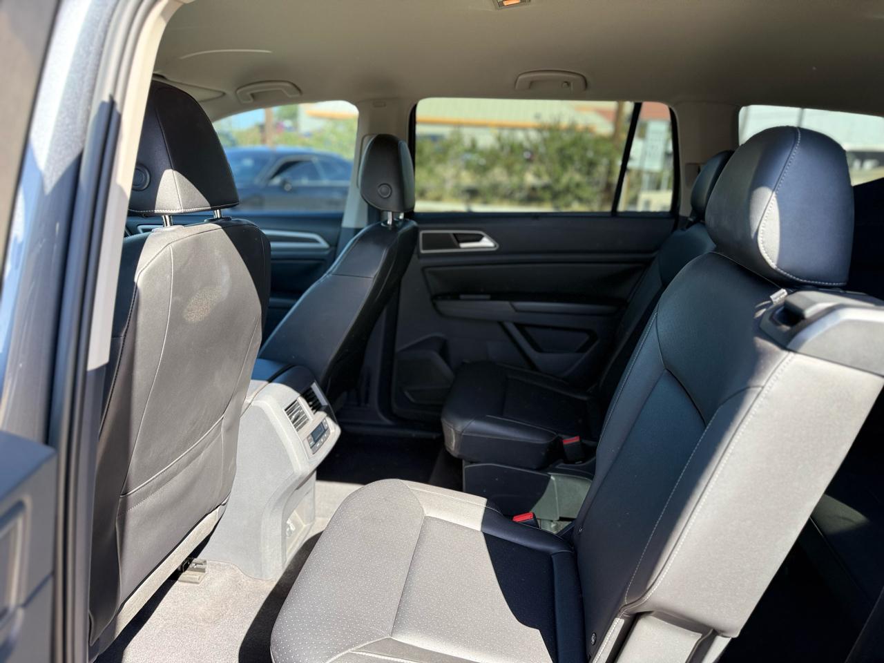 Volkswagen Atlas  2018