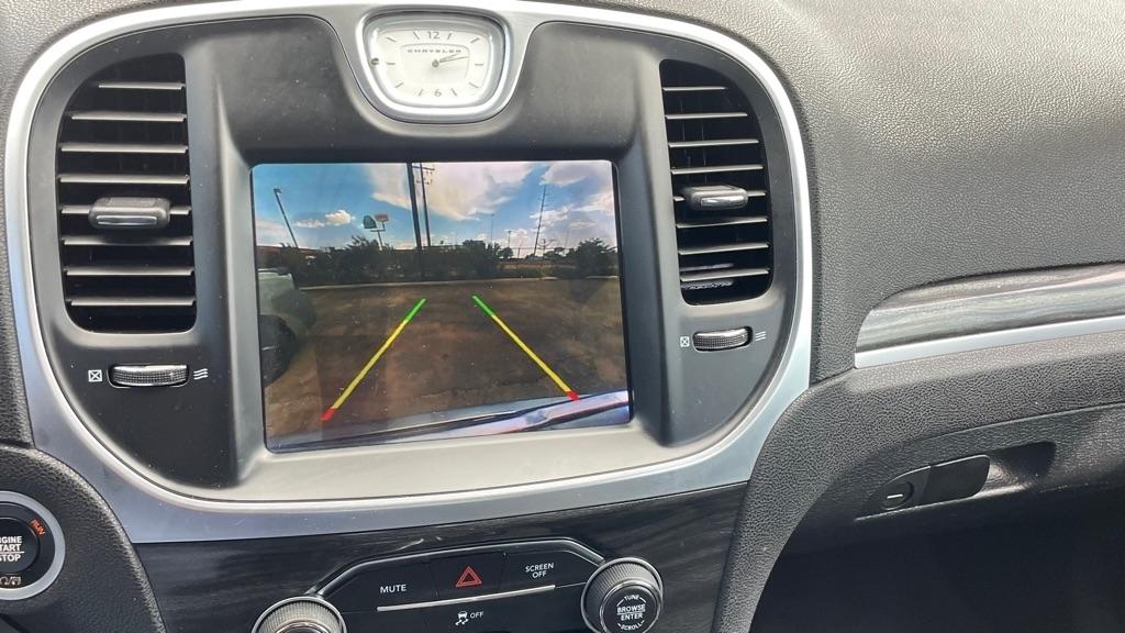 Chrysler 300  2018