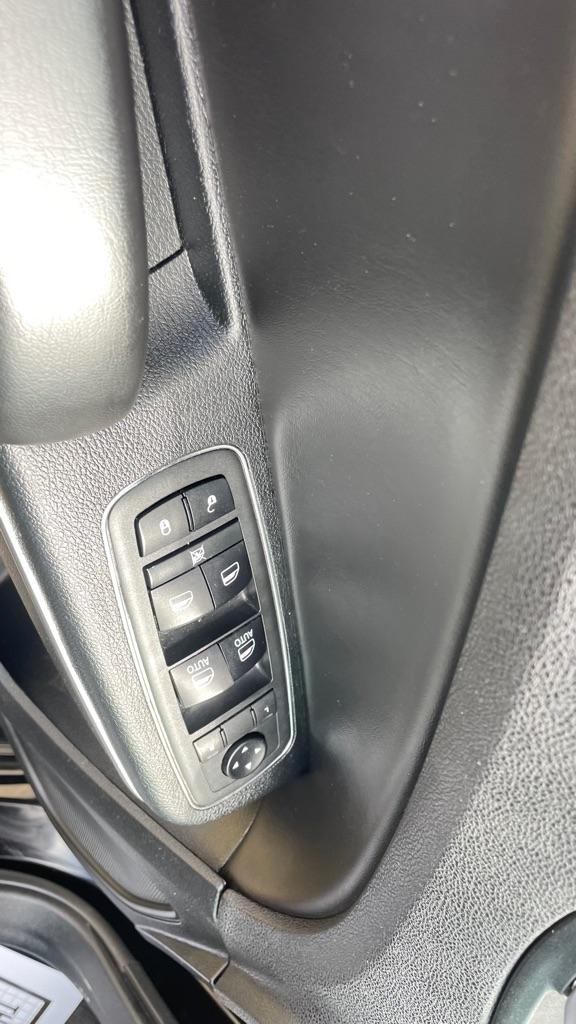 Chrysler 300  2018