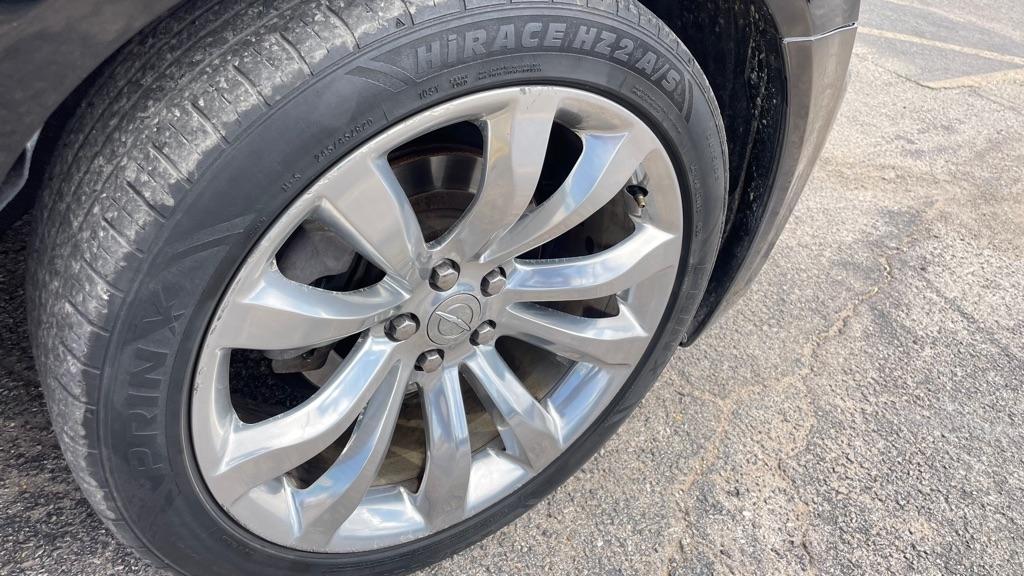 Chrysler 300  2018