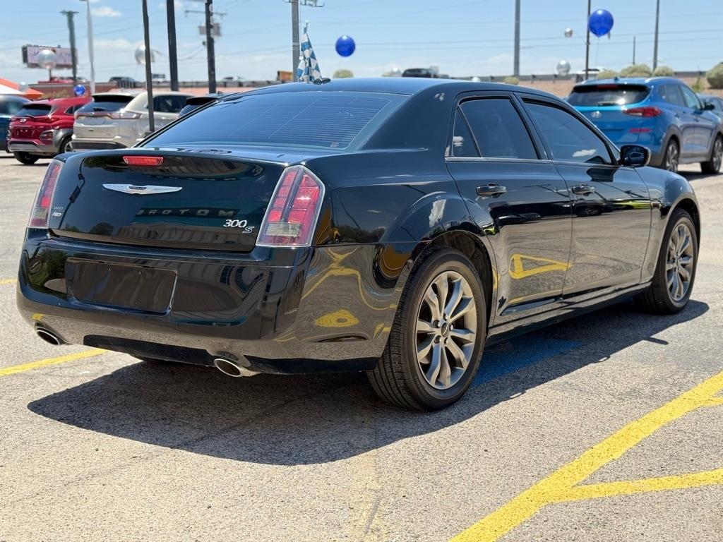 Chrysler 300  2014