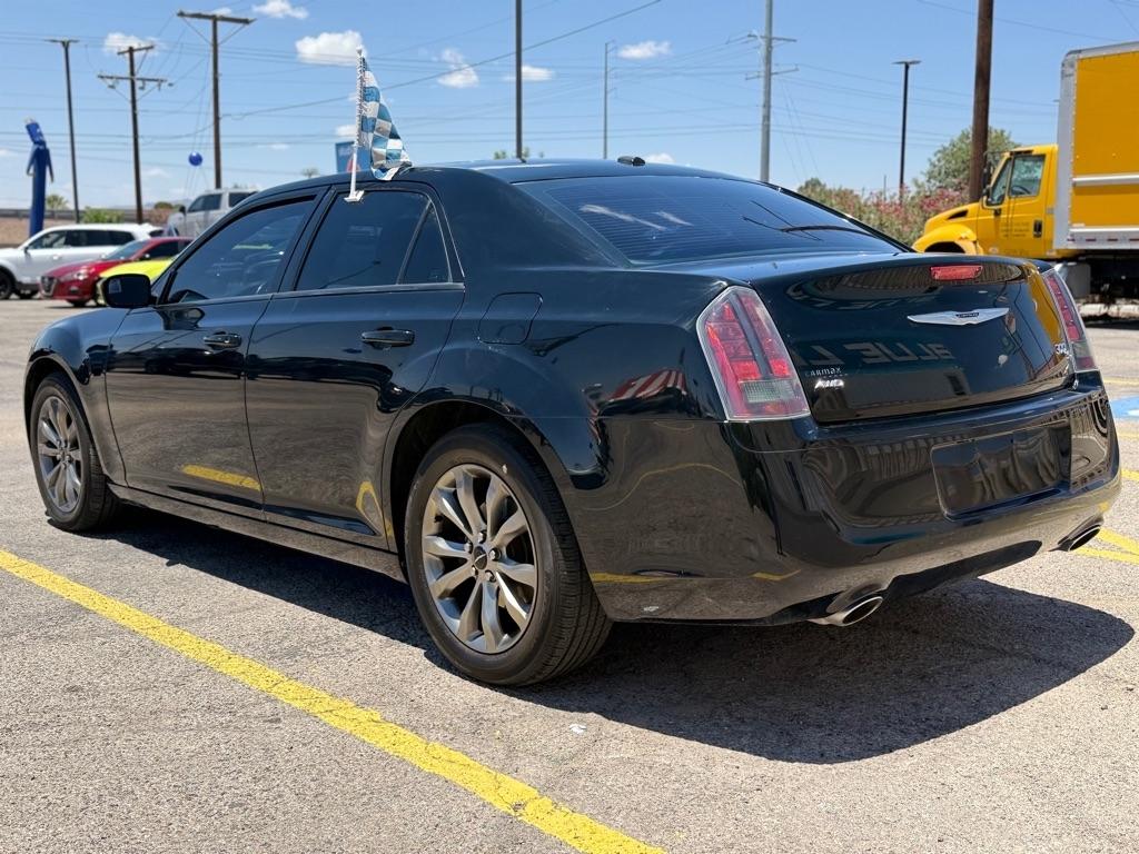 Chrysler 300  2014