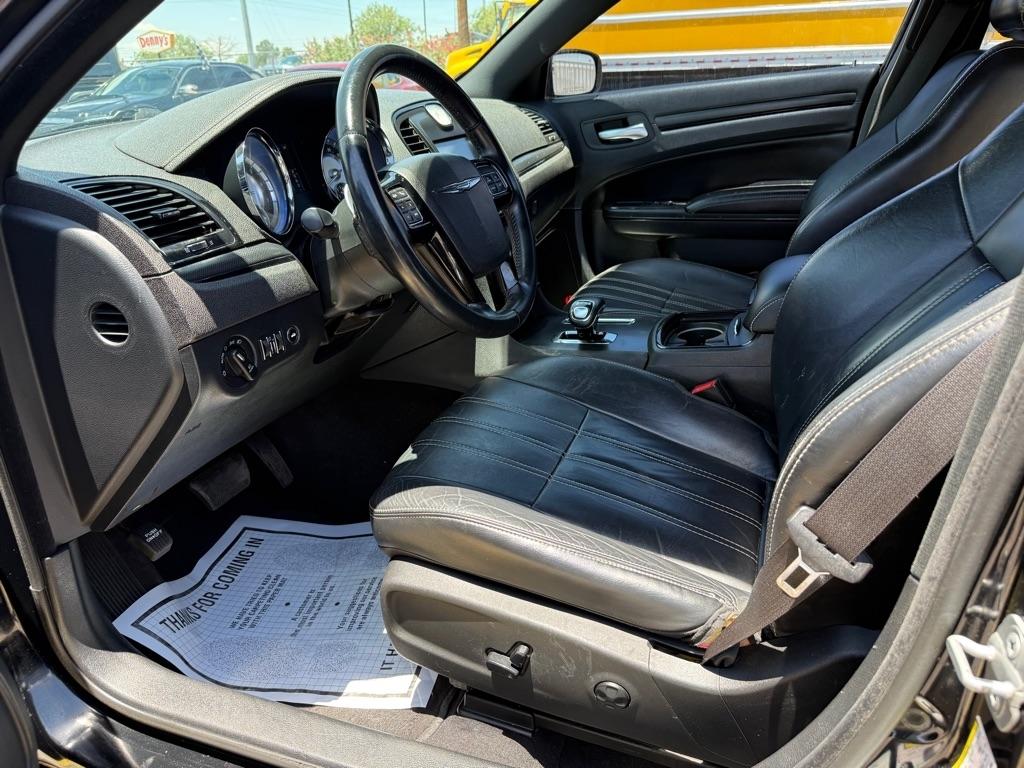 Chrysler 300  2014
