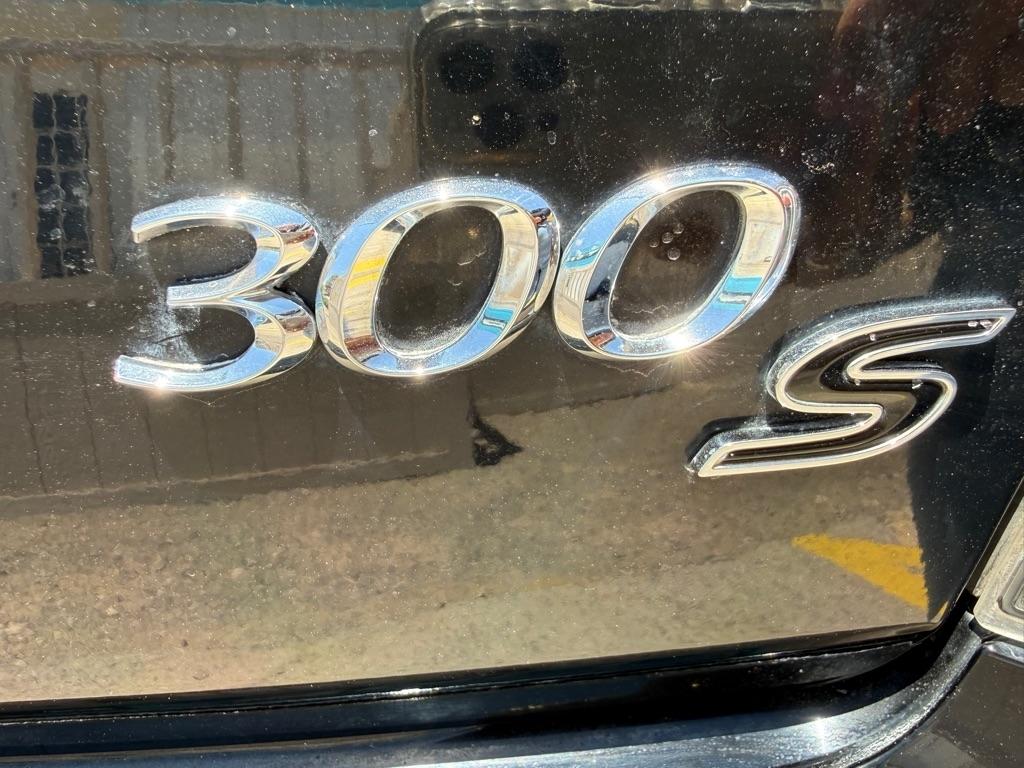 Chrysler 300  2014