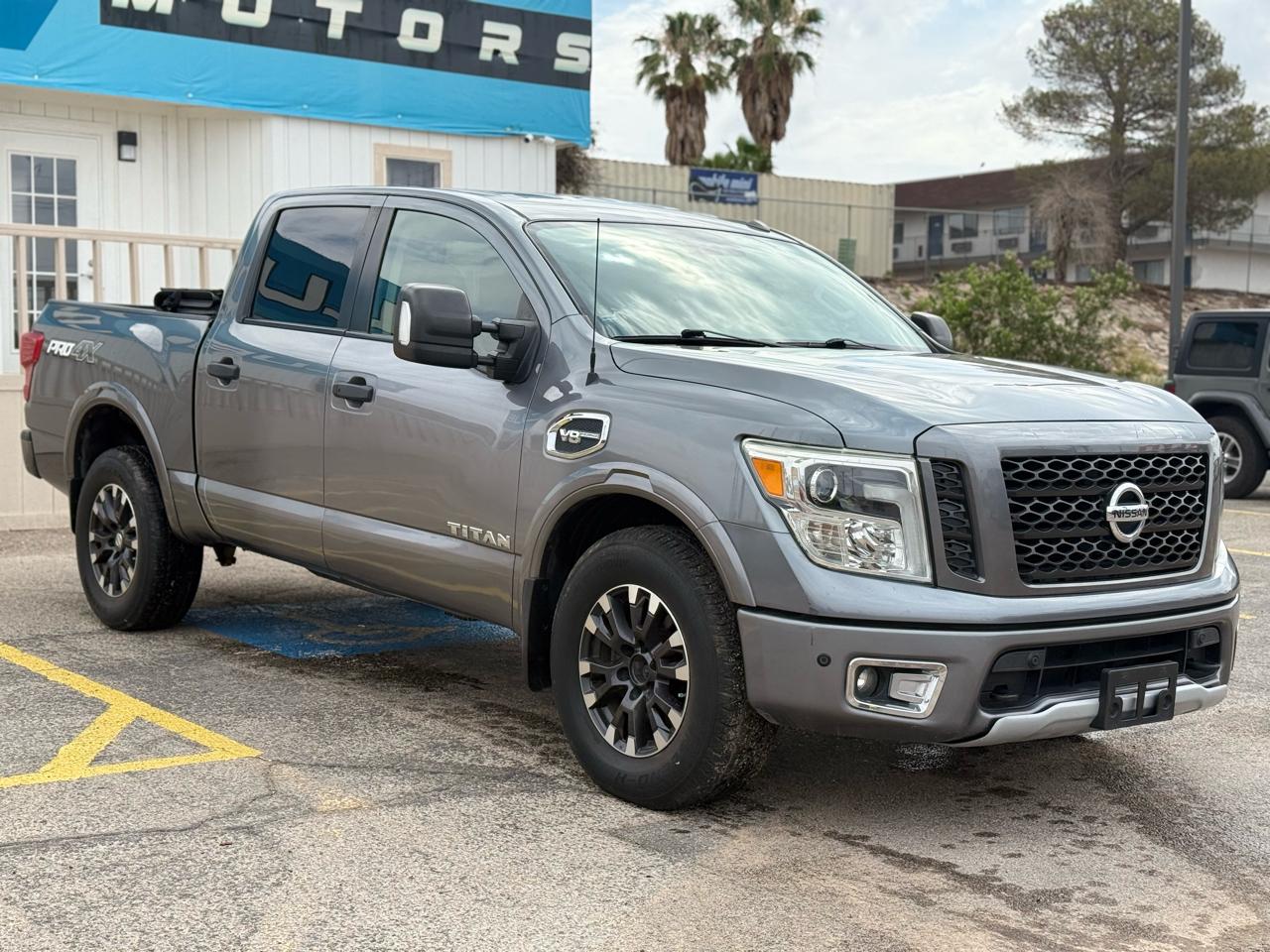 Nissan Titan 4WD 2017