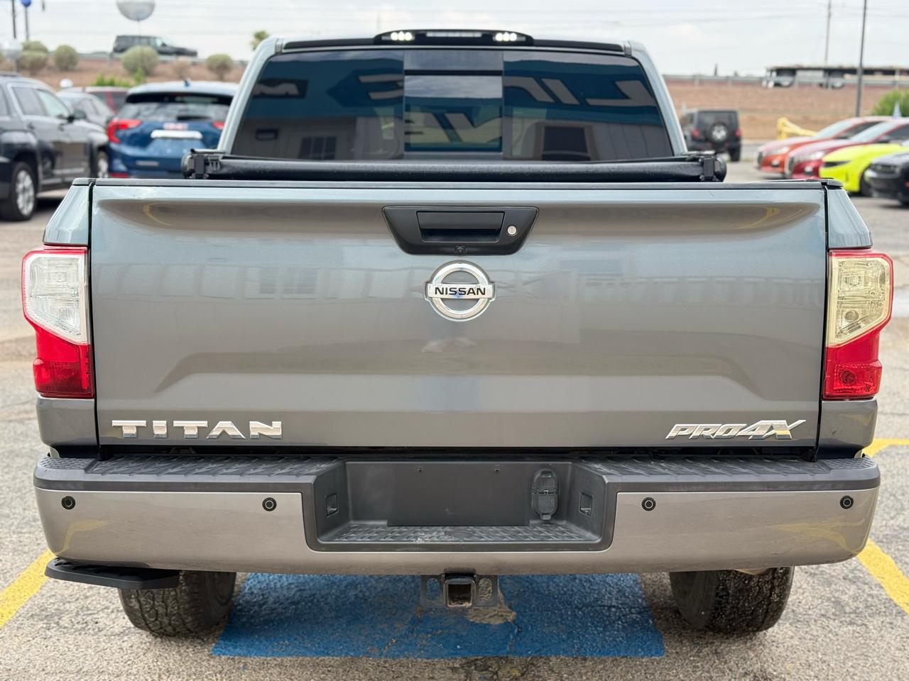 Nissan Titan 4WD 2017