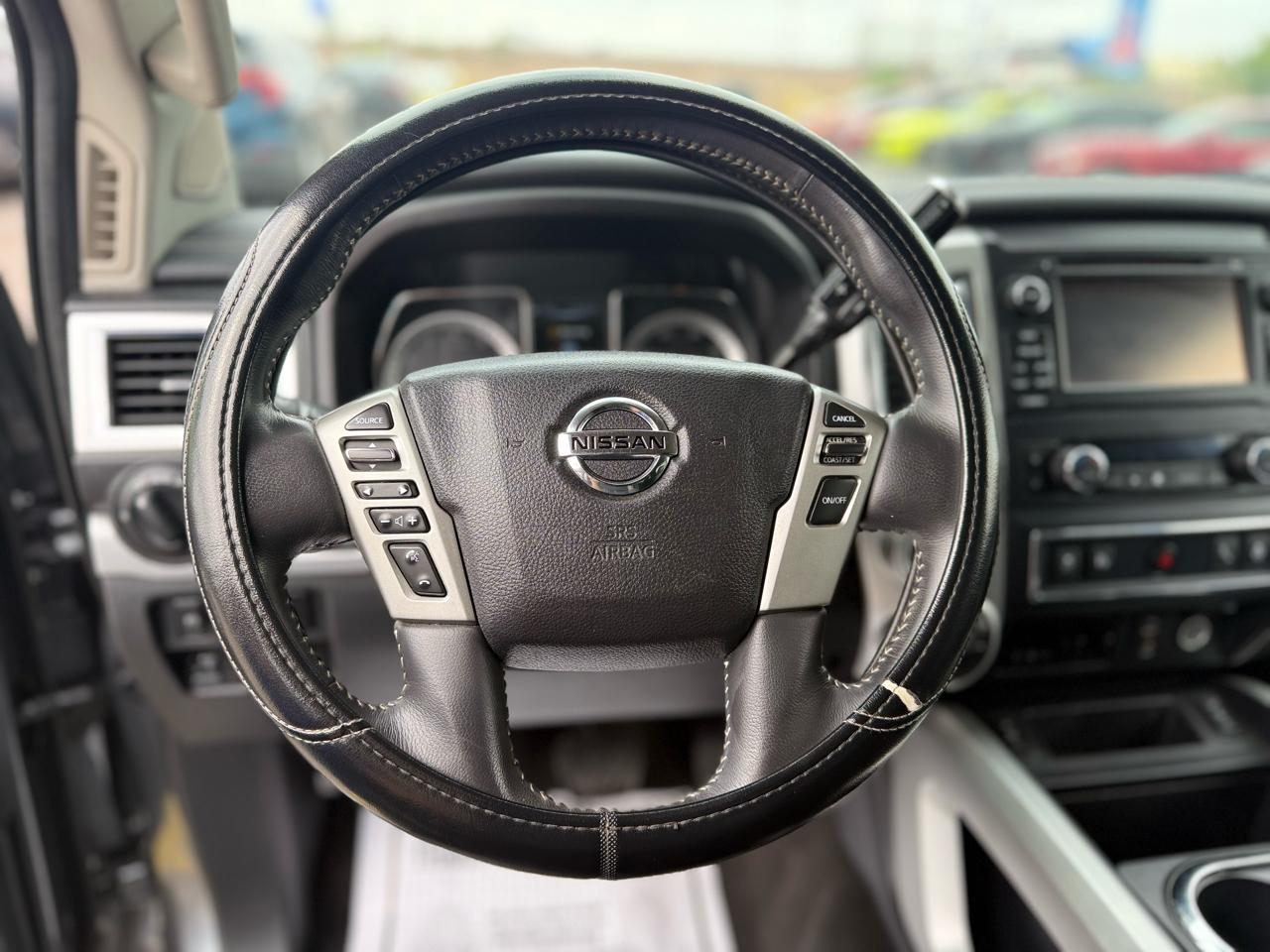 Nissan Titan 4WD 2017
