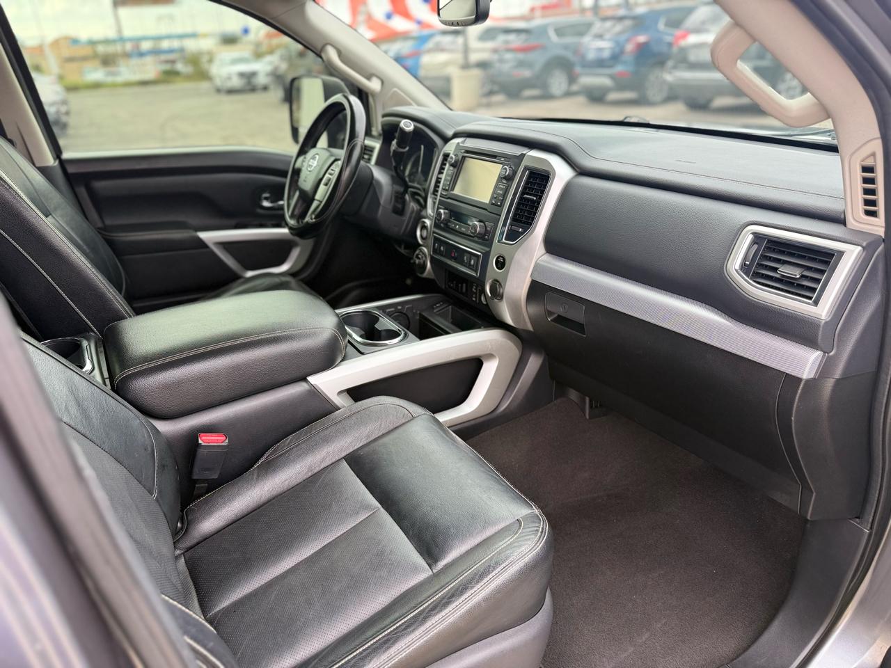 Nissan Titan 4WD 2017