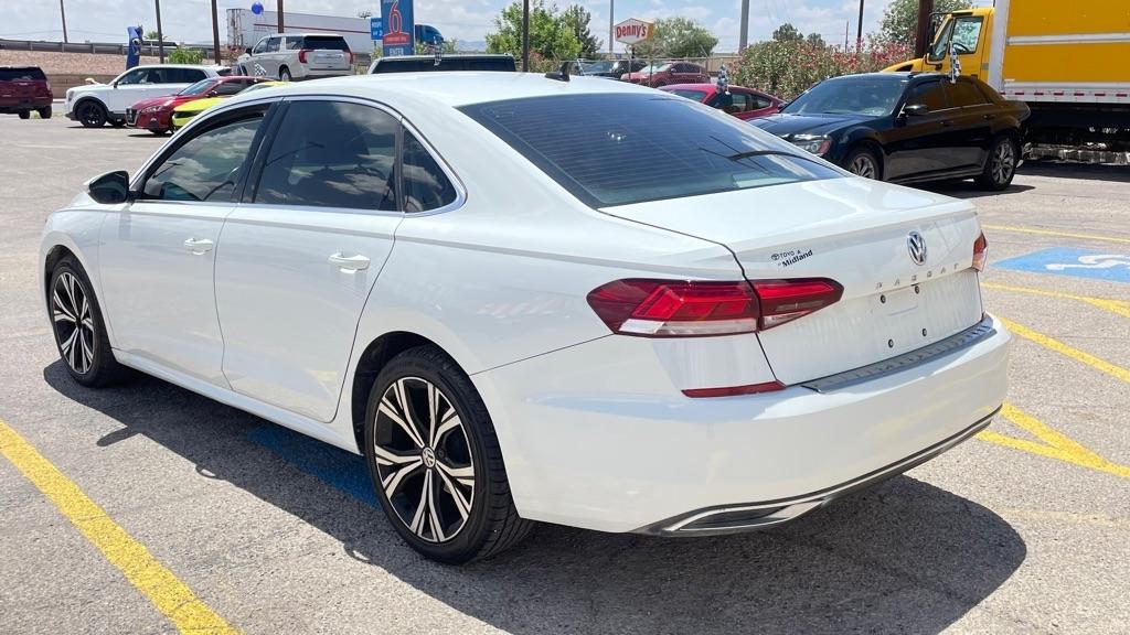 Volkswagen PASSAT 2.0  2022
