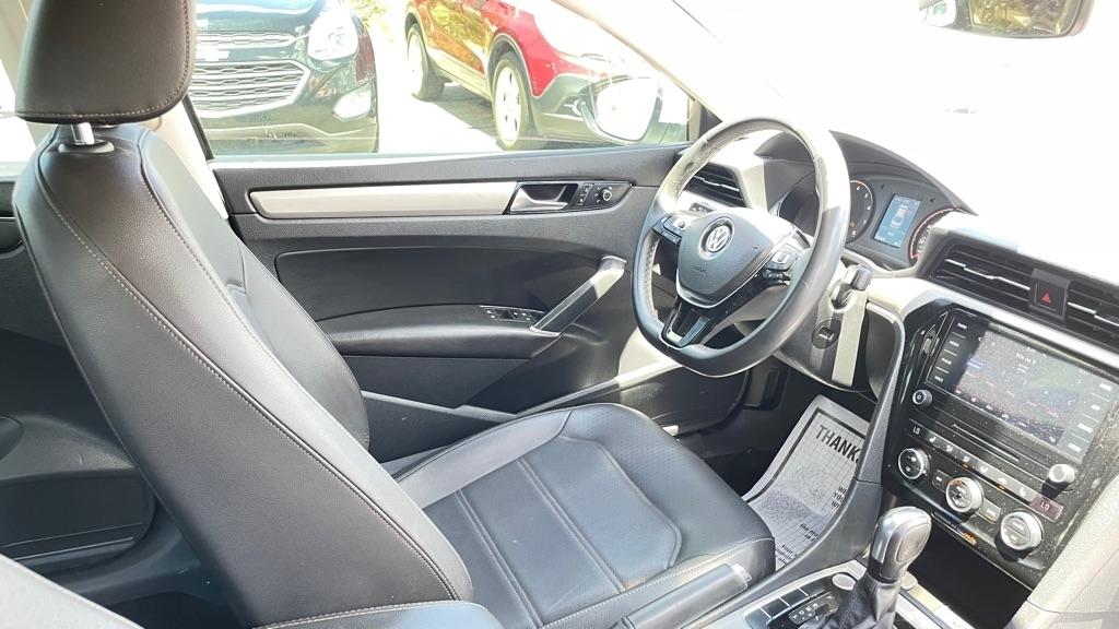 Volkswagen PASSAT 2.0  2022